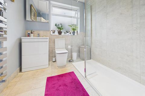 2 Shendish Edge, Hemel Hempstead, HP3 9SZ