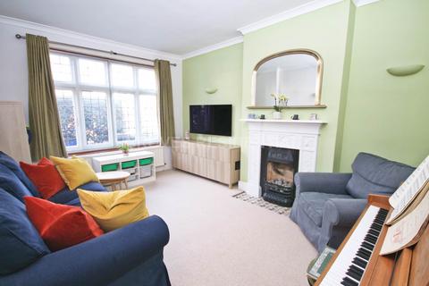 24 Mount Pleasant Road, New Malden, KT3 3JZ