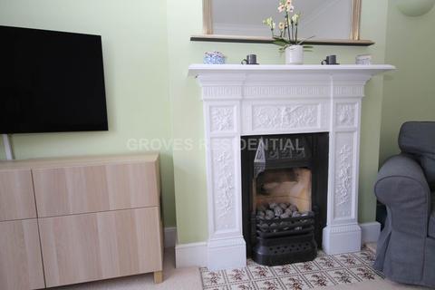 24 Mount Pleasant Road, New Malden, KT3 3JZ