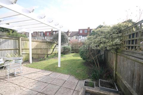 24 Mount Pleasant Road, New Malden, KT3 3JZ