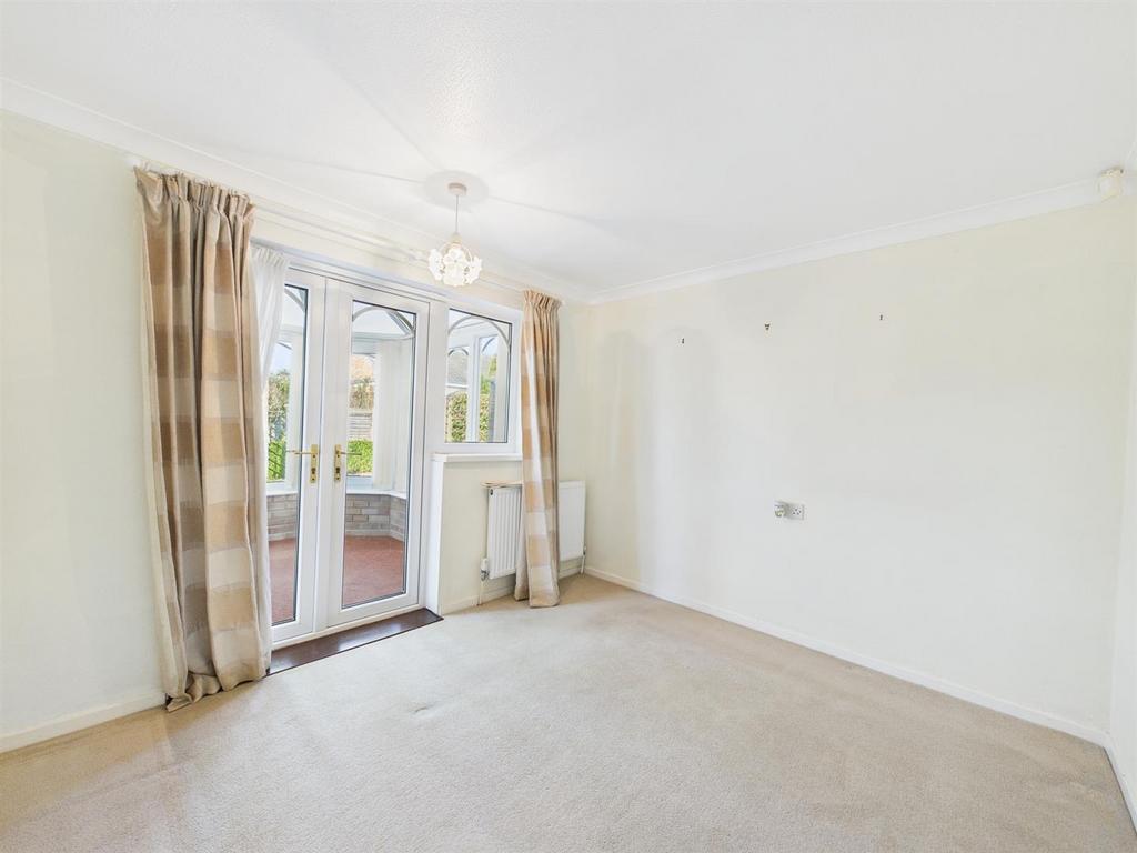 Bedroom: