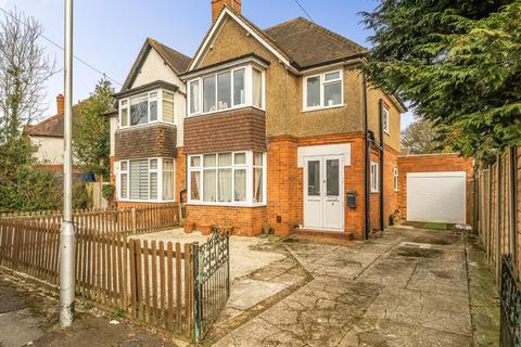 3 bedroom semi-detached house for sale, Shinfield / University borders,  Berkshire,  RG2