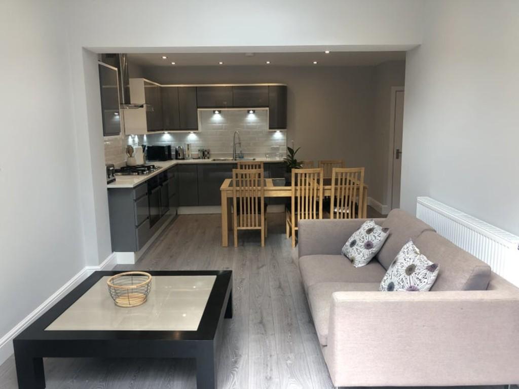 Oaktree kitchen (6) (1)