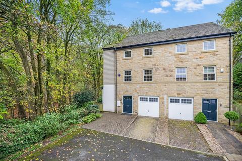 4 bedroom semi-detached house for sale, Redding Wood Lane, Steeton, Keighley, West Yorkshire, BD20