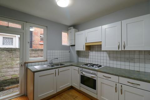 2 bedroom ground floor flat for sale, St. Johns Avenue, London NW10