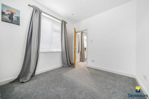 2 bedroom maisonette to rent, Guildford GU2