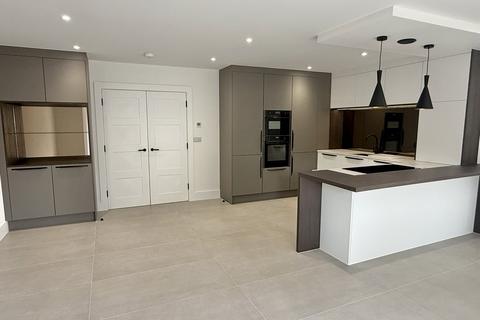 3 bedroom house for sale, Bournemouth Road , Ashley Cross, Poole, BH14