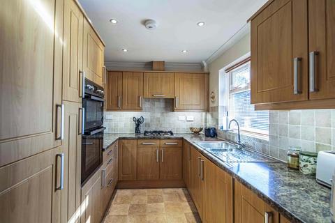 1 Beechwood Close, Goring Heath, Reading, RG8 7SG