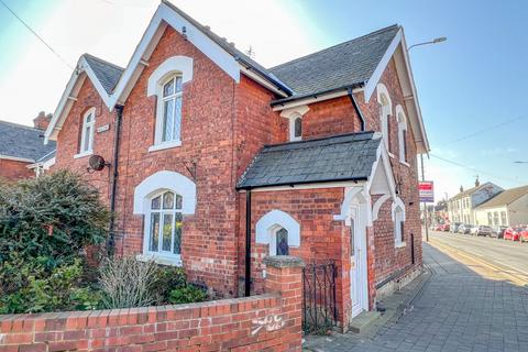 3 bedroom semi-detached house for sale, Ainslie Street, Grimsby, N E Lincs, DN32