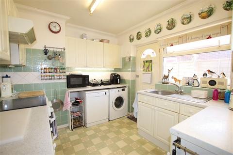 2 bedroom semi-detached bungalow for sale, Hawthorn Road, Great Clacton, Clacton on Sea