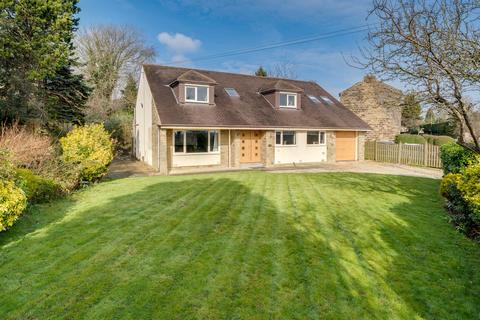 5 bedroom detached house for sale, Upper Batley Low Lane, Upper Batley