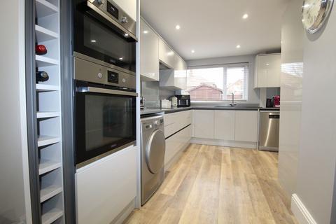 4 bedroom detached house for sale, Mills Walk, Sandy