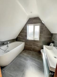 5 bedroom detached house to rent, Highbury Road