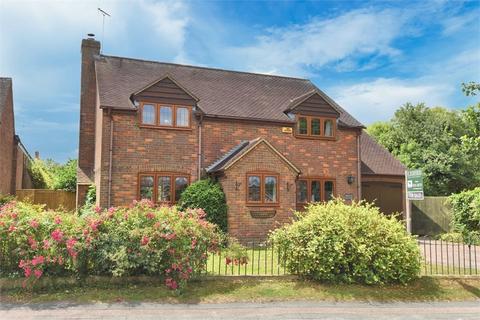 4 bedroom detached house for sale, Main Street, Grendon Underwood, Buckinghamshire.