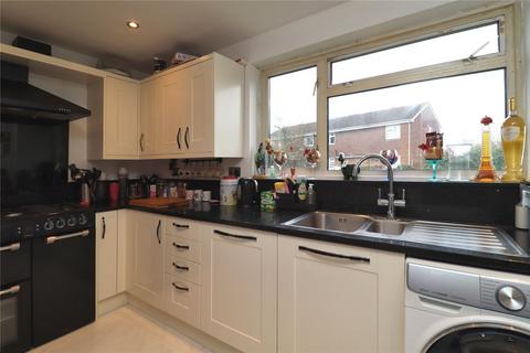 3 bedroom end of terrace house for sale, Ashton Road, Surrey GU21