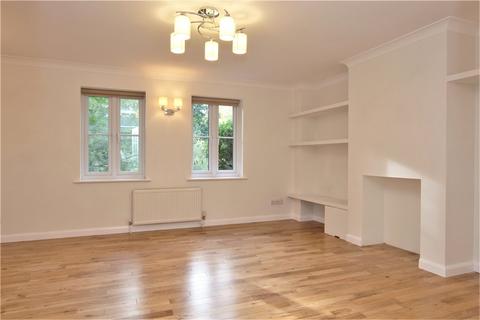 3 bedroom end of terrace house for sale, Willow Bank, Surrey GU22