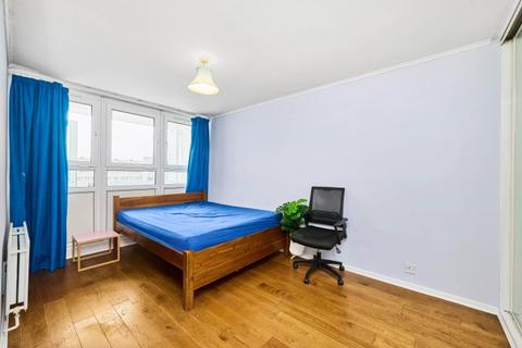 1 bedroom apartment to rent, Yelverton Road London SW11