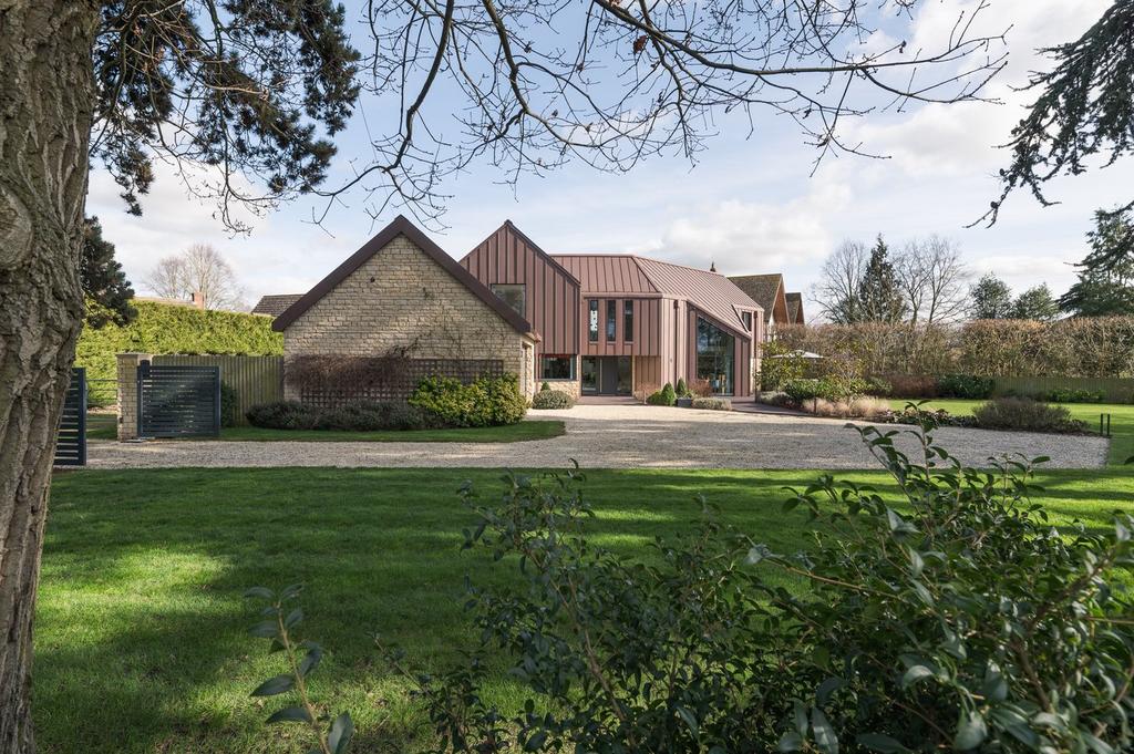 Front Garden and Drive