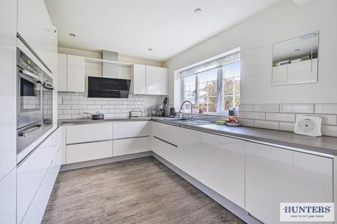 6 Appletree Drive, Hambleton, Selby, YO8 9QG