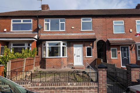 3 bedroom house to rent, Beechfield Avenue, Little Hulton, Manchester