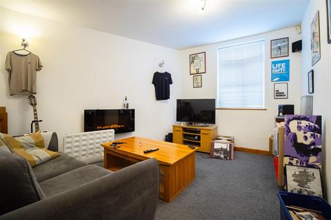 1 bedroom flat to rent, 1-Bed Flat to Let on Bray Street, Ashton-On-Ribble, Preston