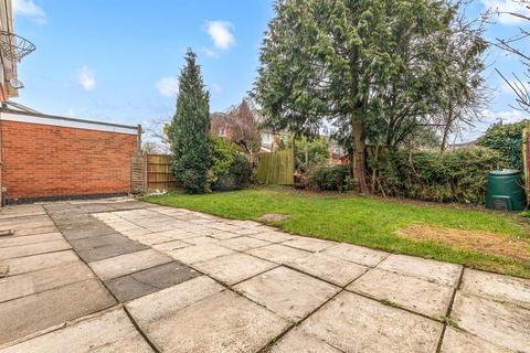 4 bedroom semi-detached house for sale, Severn Road, Oadby, Leicester