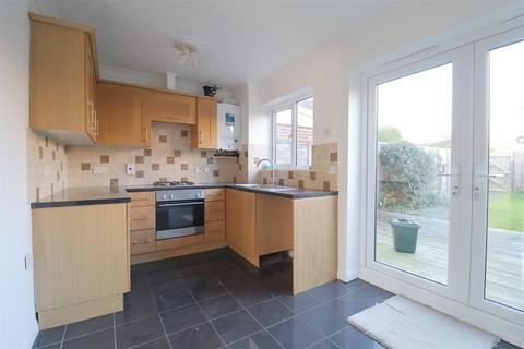 2 bedroom terraced house to rent, Pochard Way, Great Notley, Braintree