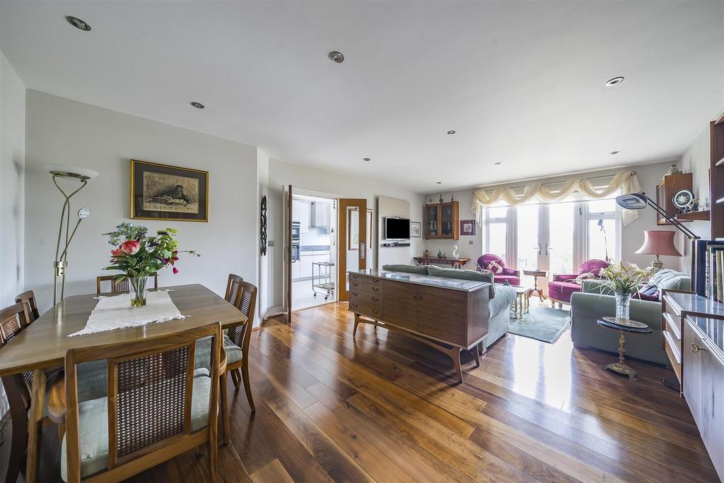 Reception Room: