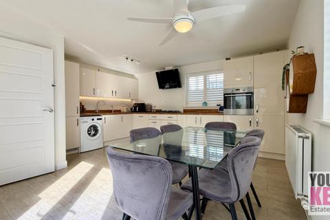 undefined, Castle View, Hythe, Kent CT21 4BF