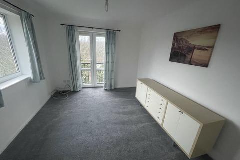 2 bedroom apartment to rent, Snape Hill Crescent, Dronfield, S18