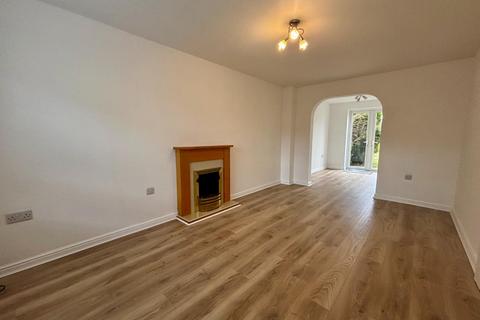 23 Finney Drive, Grange Park, Northampton, NN4 5DT