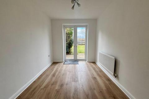 23 Finney Drive, Grange Park, Northampton, NN4 5DT