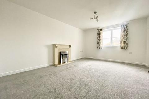 2 bedroom apartment to rent, Fallow Crescent, Hedge End