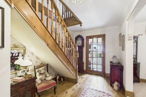 5 bedroom detached house for sale, Llys Pencrug, Llandeilo