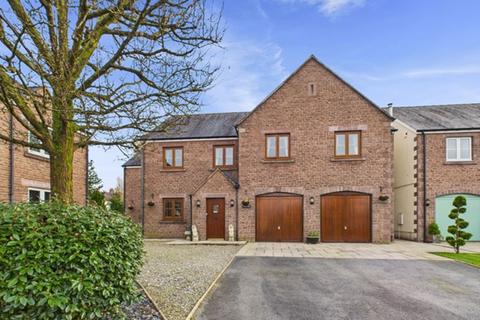 undefined, Llys Pencrug, Llandeilo