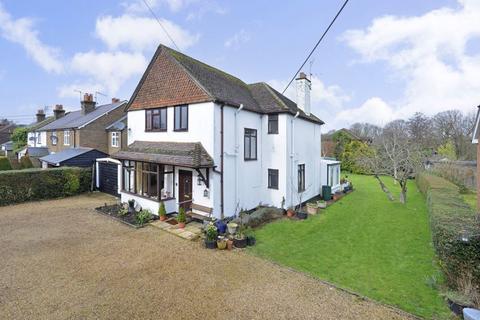 4 bedroom detached house for sale, Elmbridge Road, Cranleigh