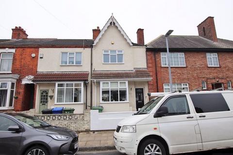 3 bedroom terraced house for sale, LEGSBY AVENUE, GRIMSBY