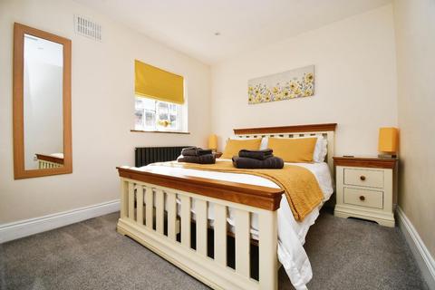 2 bedroom terraced house for sale, Court Terrace, Ripon