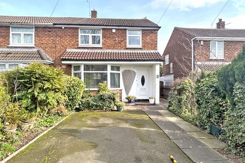 3 bedroom semi-detached house for sale, Walnut Road, Walsall