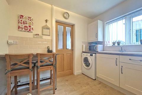 2 bedroom semi-detached house for sale, Hackwood Road, Wednesbury