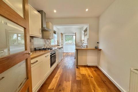 8 The Leas, Truro, TR1 1NJ