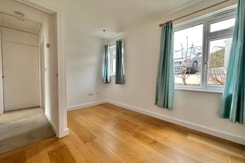 8 The Leas, Truro, TR1 1NJ