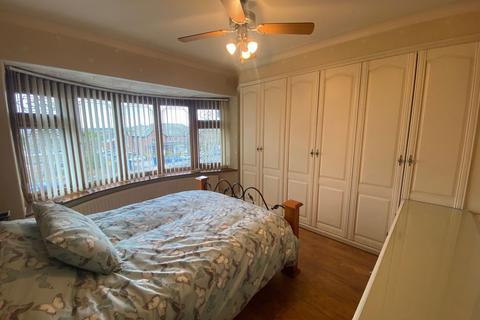 123 Broadway, Chadderton, Oldham, OL9 0EL