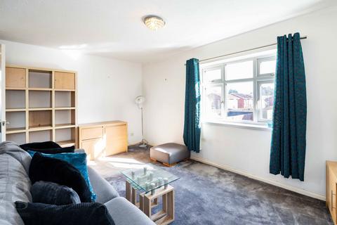 1 bedroom flat for sale, Newbury Court, Bobblestock, Hereford