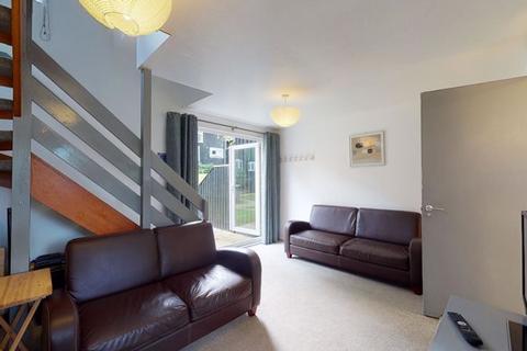undefined, 26 Strawberry Hill, Tolroy Manor