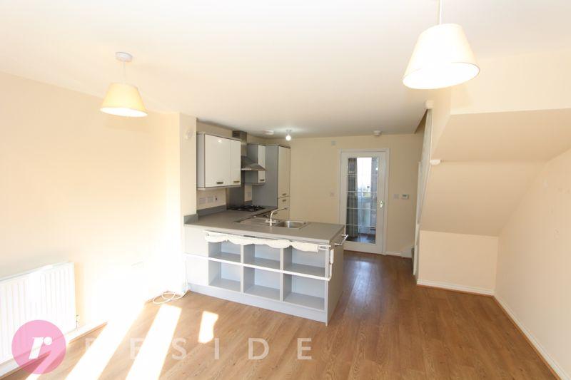Lounge / Kitchen