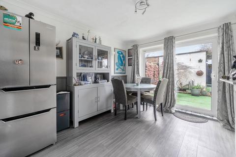 20 Buckfast Close, Basingstoke, RG24 9HD