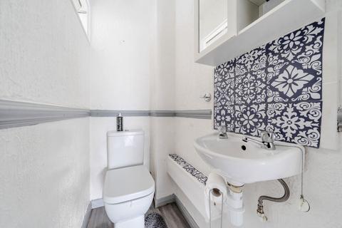 20 Buckfast Close, Basingstoke, RG24 9HD