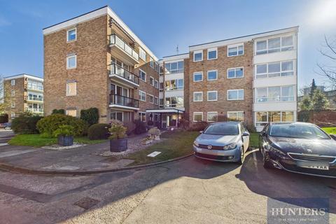 2 bedroom apartment for sale, Queens Road, Cheltenham