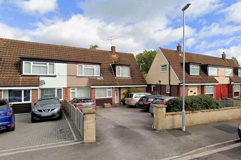 5 bedroom semi-detached bungalow to rent, Hillcrest Road, Nailsea BS48